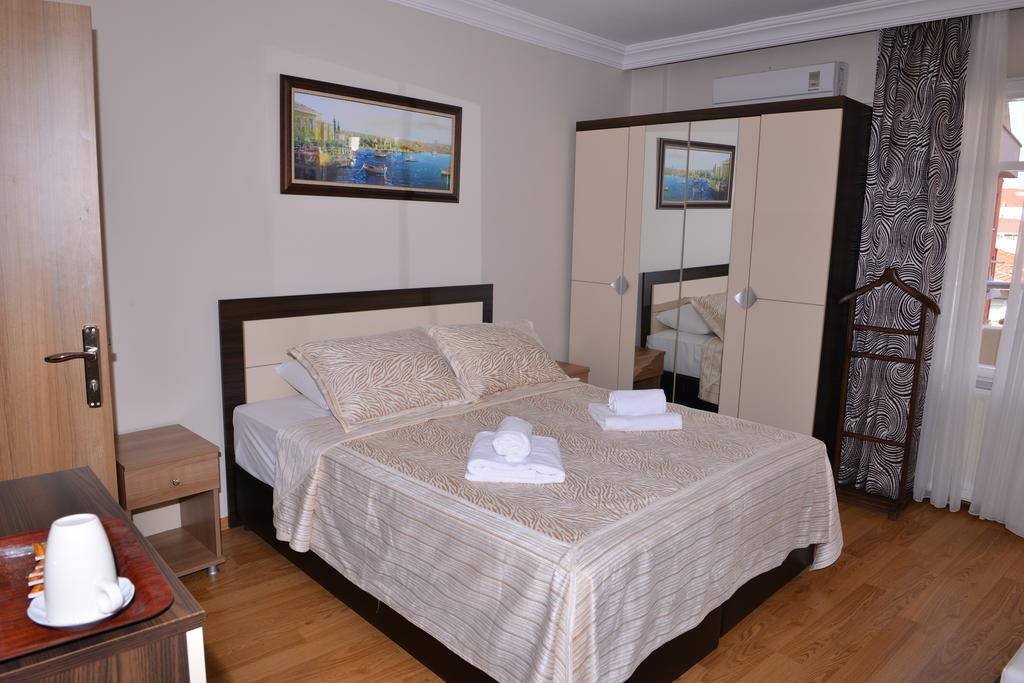 爱慕萨奥特尔马尔特艾文斯公寓 伊斯坦布尔 客房 照片
